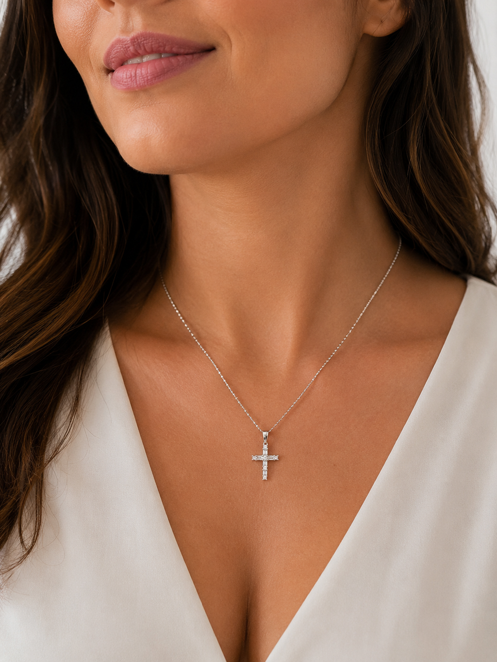✨14k White Gold Round & Baguette Diamond 0.33ct Cross Pendant ✨