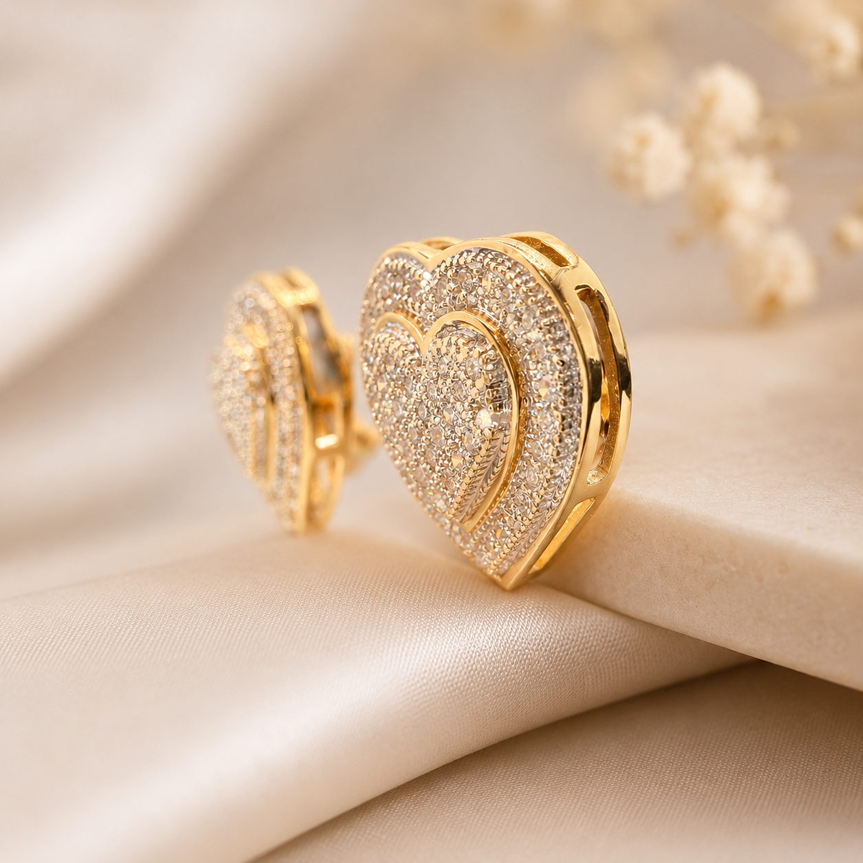 💛 14K Gold Diamond Heart Stud Earrings 💛