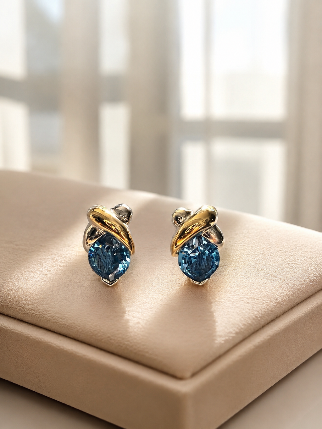 💙Blue Topaz Two-Tone Jewelry Set – Sterling Silver & 18K Yellow Gold💙