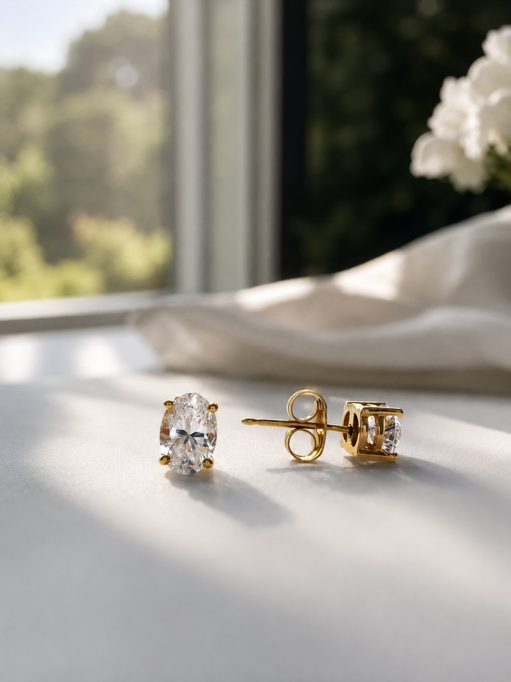 ✨ 10K Gold Oval White Zircon Stud Earrings ✨